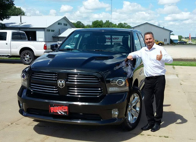  Dubuque Iowa Dodge Ram truck dealer